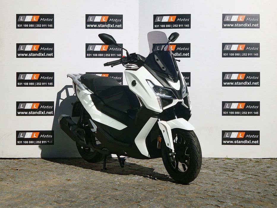Voge SR1 125