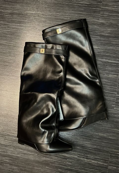 Трендовые сапоги/ботфорты