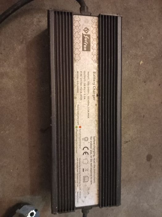 Bateria -Akumulator z ładowarką 58,8v do motocykla