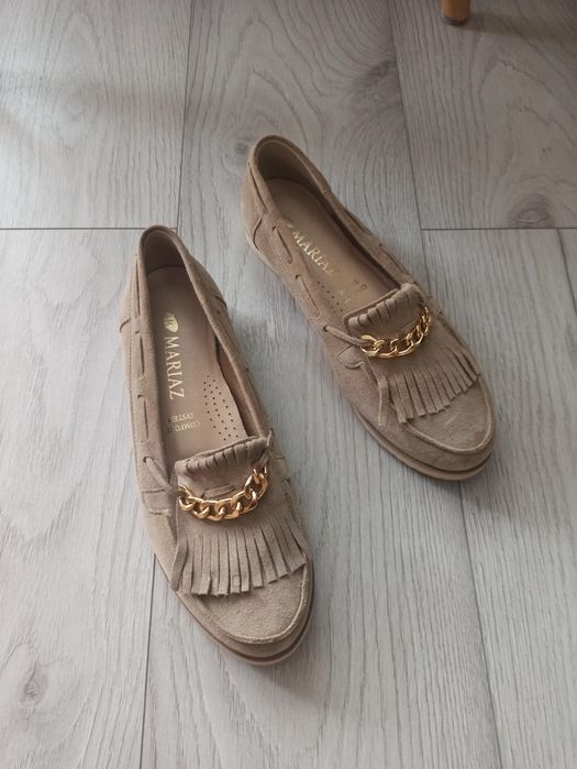 Czółenka beżowe Mariaz