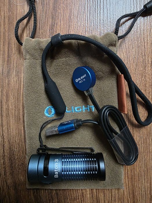 Latarka Olight Baton 3 limited