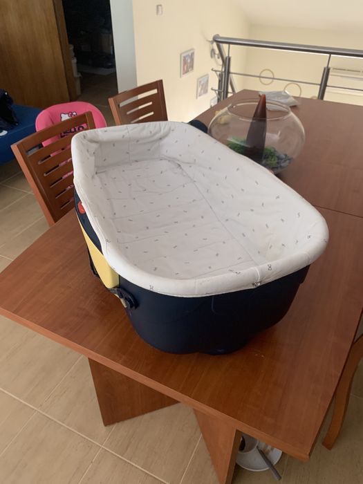 Ovo para bebé em bom estado