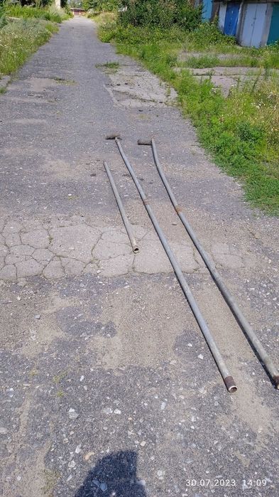 Трубы из алюминия. 5 штук. 11 м. Собираются. Покраска валиком.