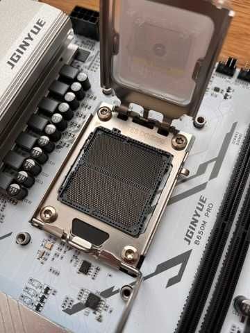 Материнська плата JGINYUE B650M PRO | AM5 | DDR5 | Ігровий комп'ютер