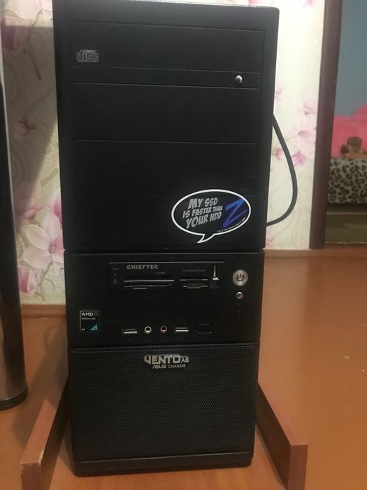 Компьютер в сборе( системник, монитор, клавиатура)
