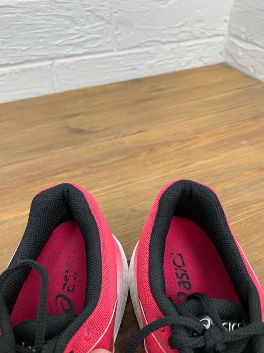 Кроссовки asics gel-exalt оригинал 40р