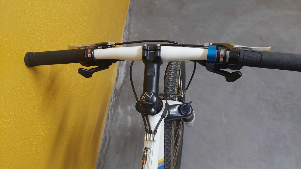Vendo Bicicleta BTT btwin decathlon em bom estado