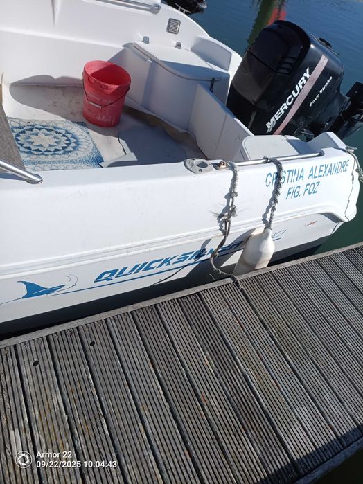 Barco Quicksilver 500 T com reboque/livrete