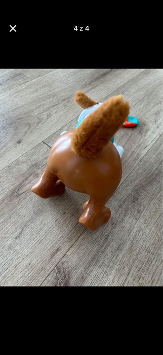 Piesek fisher price raczkowanie