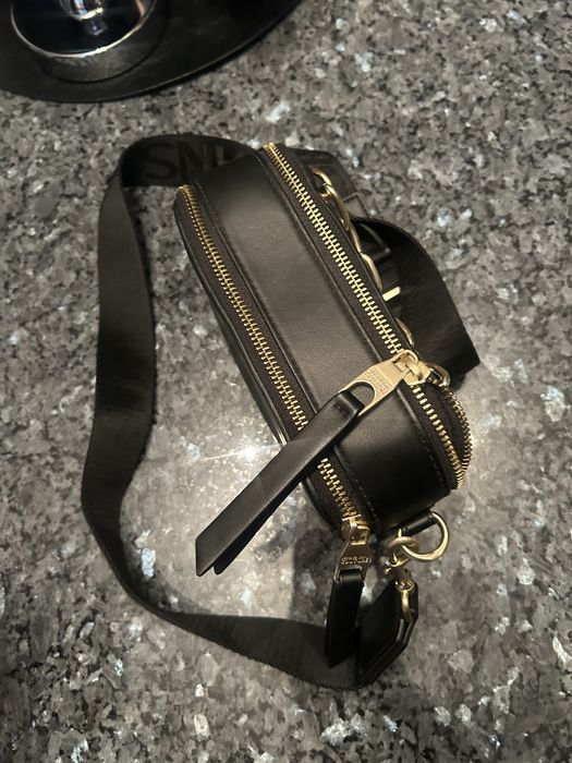 Torebka Versace Jeans Couture z brelokami