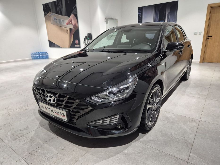 Hyundai I30 Hyundai I30 Premium 1.0 - bogata wersja wyposażenia