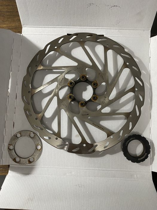 Par de travoes sram guide r com par de discos 200mm centerlock