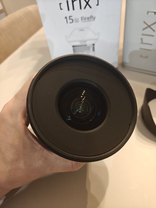 Lente Irix 15mm f/2.4 Firefly EF mount