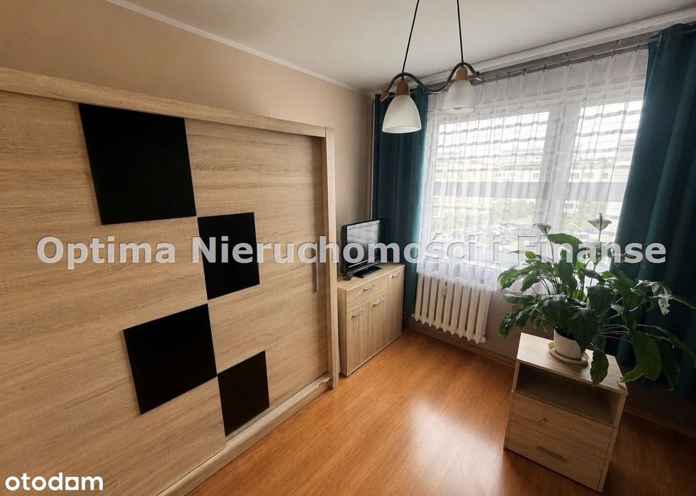 3 Pokoje Z Balkonem, Knurów