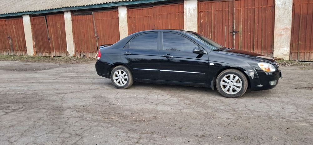 Кіа черато 2.0газ /бенз