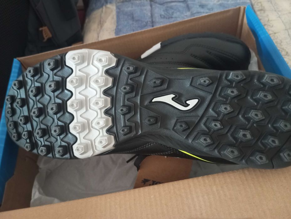 Vendo sapatos futebol/futsal Joma como novo