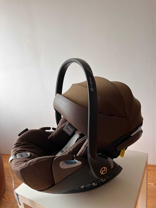 Автокрісло з базою Cybex Cloud Z i-size коричнневе