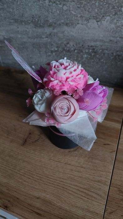 Flower Box ze świecami sojowymi na  handmade