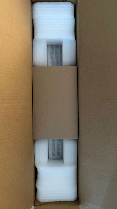 Ubiquiti Networks UniFi USW-48 Switch -3 Unidades  Seladas

O Sw