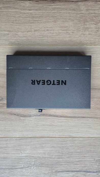 Netgear Switch 8 portas GS108T