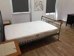 Alugo quarto em Algés