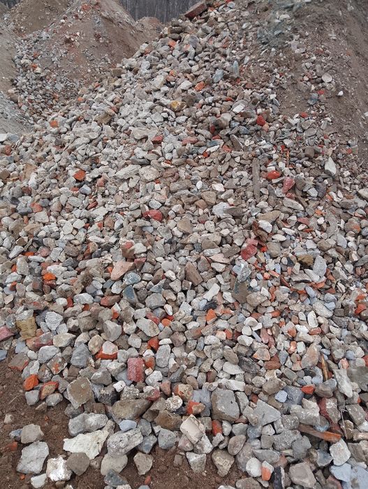 Gruz gruszony betonowy