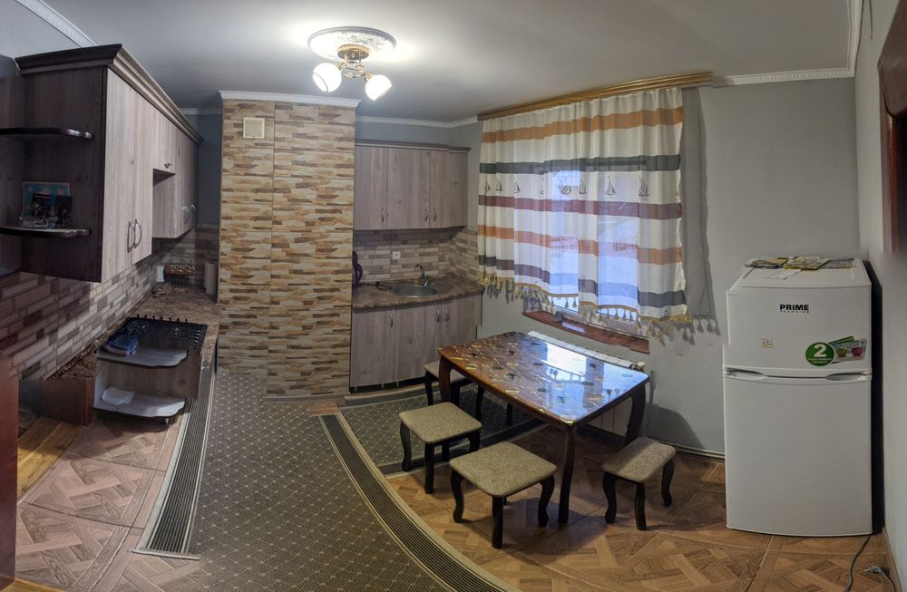 Відпочинок в Карпатах Яремче Котедж " Домашня Оселя "4-5 місць