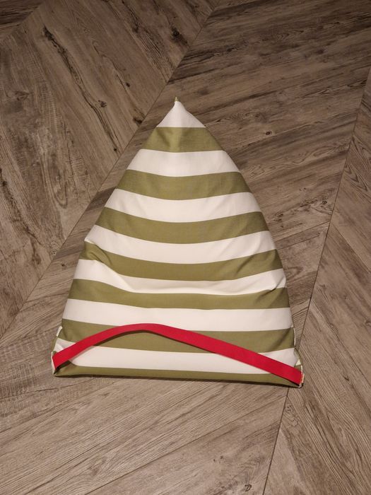 Puff, allmofada ou triângulo