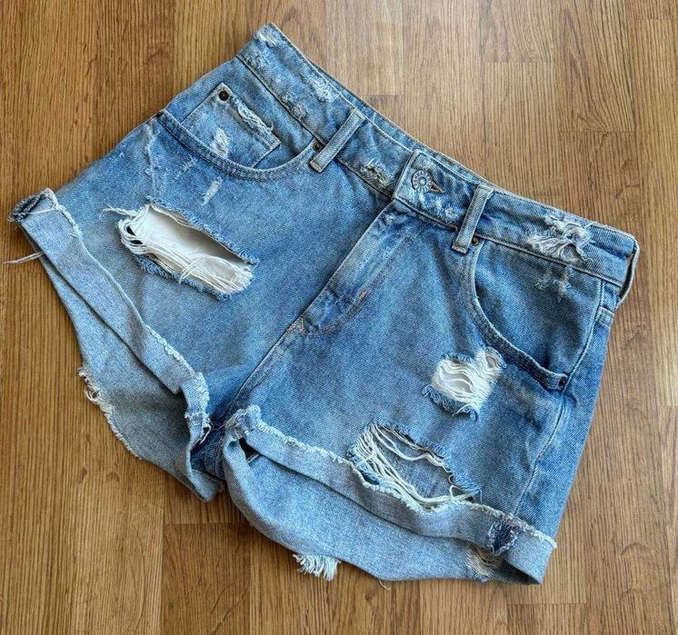 Шорти джинсові Bershka розмір 34
