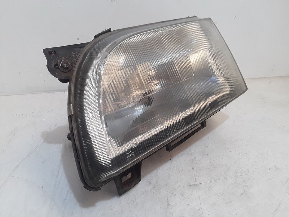 Ótica Esquerdo - FORD TRANSIT Caixa (T_ _) | 85 - 92