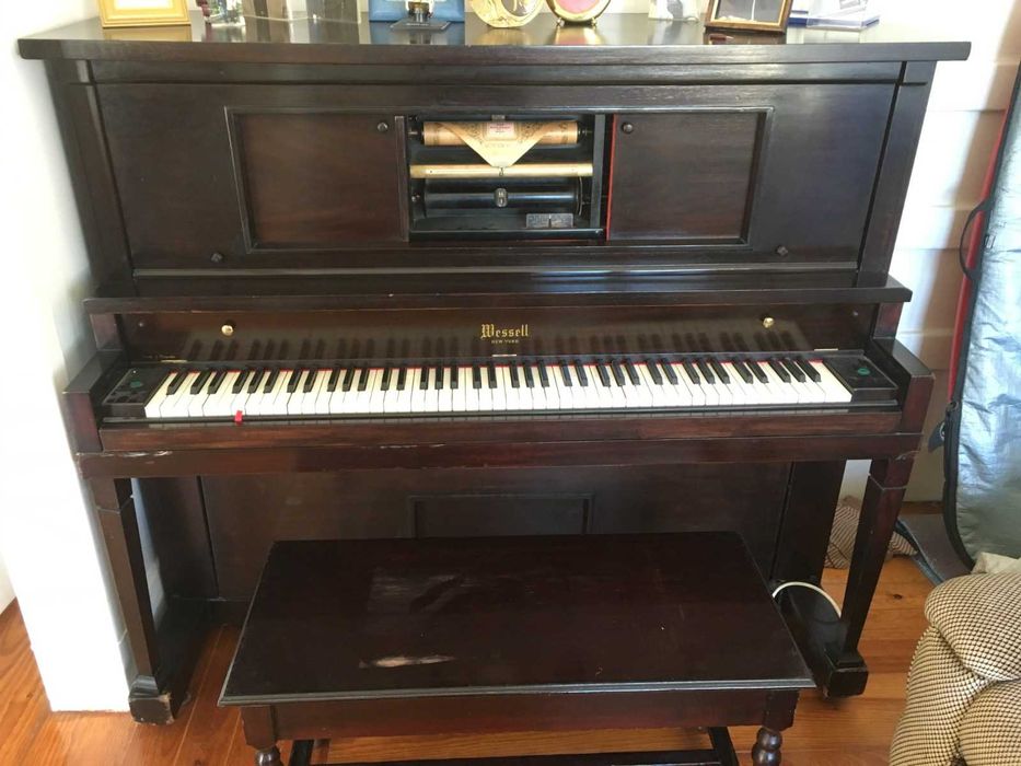 Pianola Wessell Piano Wessell antigo · Pianola com 6 rolos · Funcional