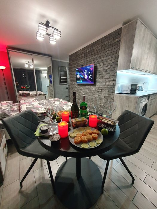 Апартаменти 21 +