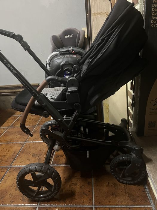 Carrinho de bebé Jané Crosswalk R + Matrix Light 2 + base isofix