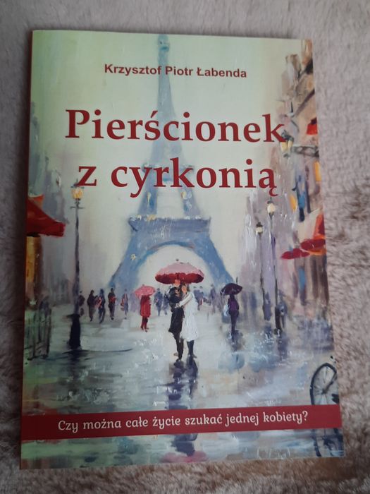 Książka pt. Pierścionek z cyrkonią
