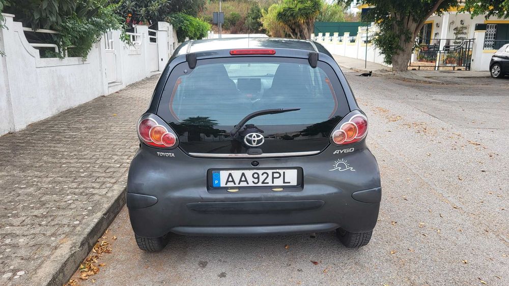 Toyota Aygo 1.0 (68cv) Plus (Luna/Cool)| Nacional | 135 000 km | AC | Android-auto