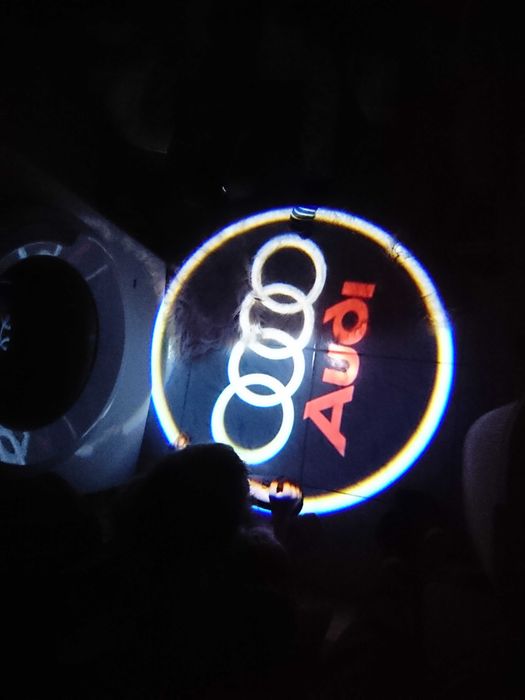Projektor Audi lampka