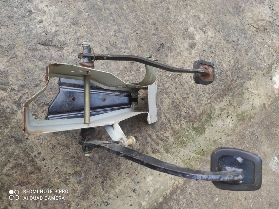 Продам блок педалів газель