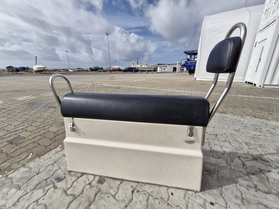 3 Bancos duplos barco tipo Jockey + 1 Defensa yacht Fender NOVA