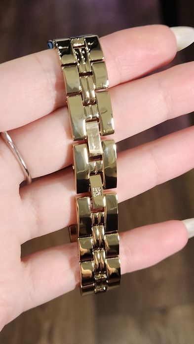 Годинник Anne Klein