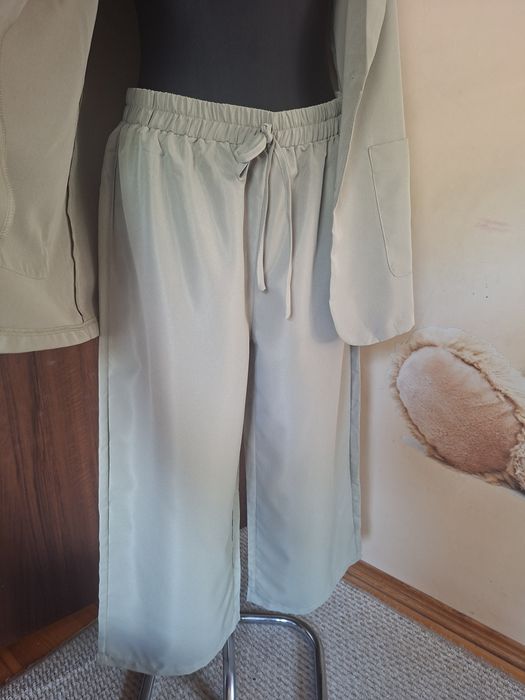 Komplet Shein r. XL marynarka spodnie