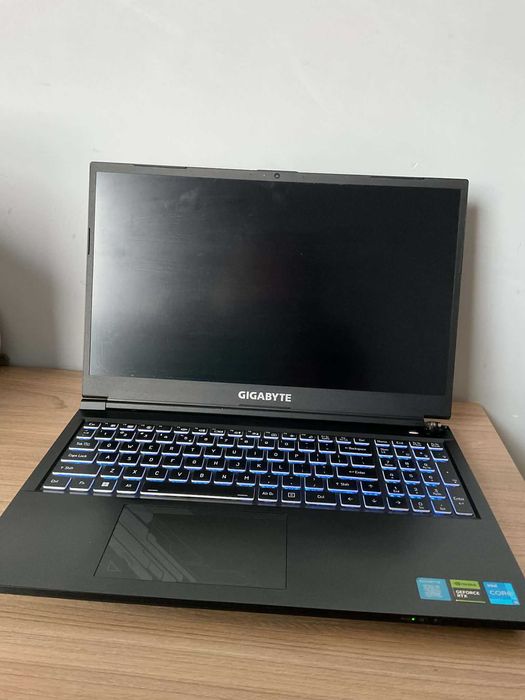 Gigabyte G5 KF i5-12500H/16GB/512 RTX4060