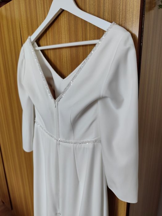 Elegancka suknia ślubna + długi welon