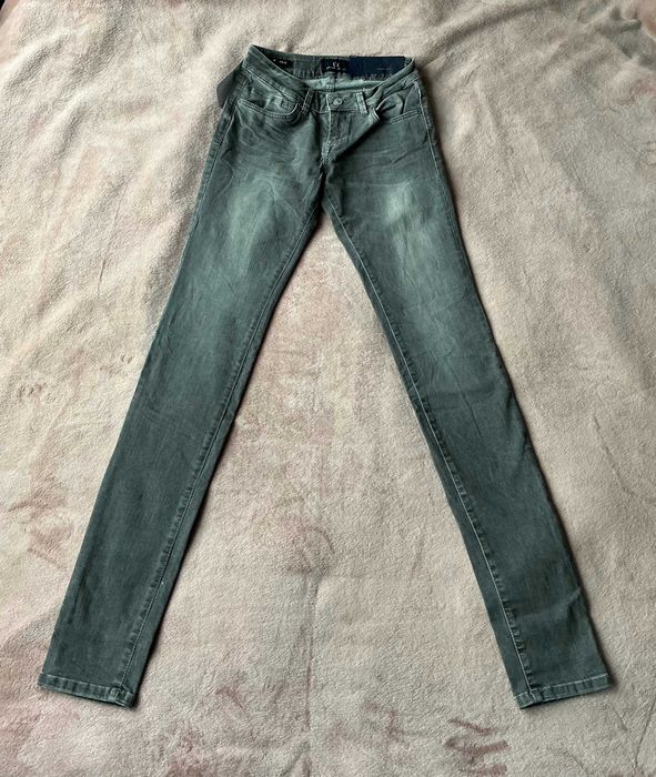 Spodnie damskie skinny rozmiar XS