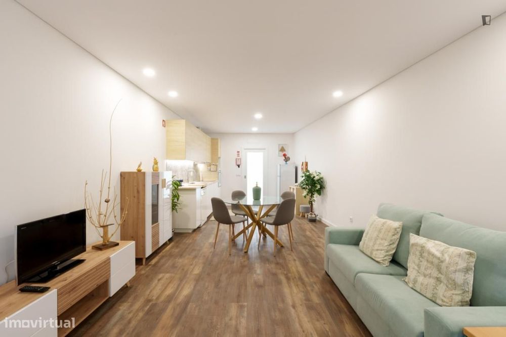Apartamento com 2 quartos - localizado em Campanhã Porto
