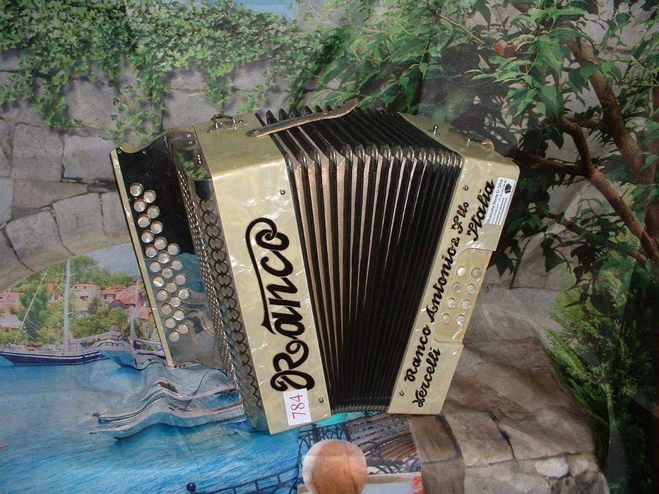 Concertina Ranco Avenda N . 784