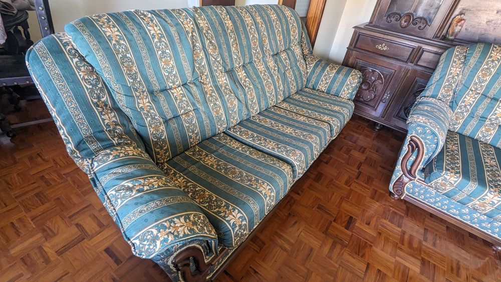 SOFA 3 lugares + 2 Poltronas