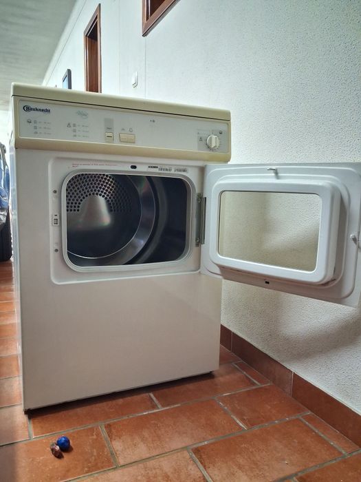 Máquina de Secar Roupa Bauknecht