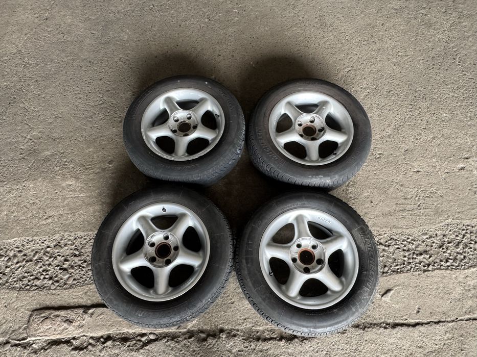 Диски шини 5/112R15 ЕТ38 7J ЦО57.1 205/60R15 два 4.7мм два 4.2мм Skoda wv Audi Seat Passat T4 Mercedes