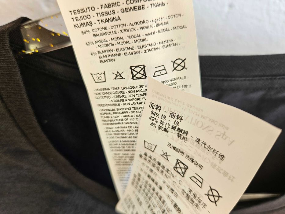 T-shirt EA7 Emporio Armani Preta Tamanho XS