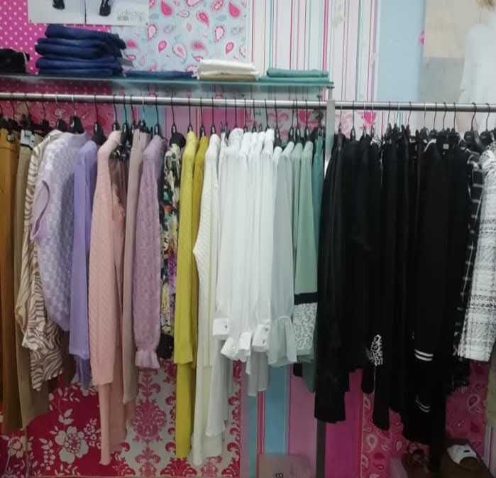 4 manequins ótimo estado e expositores